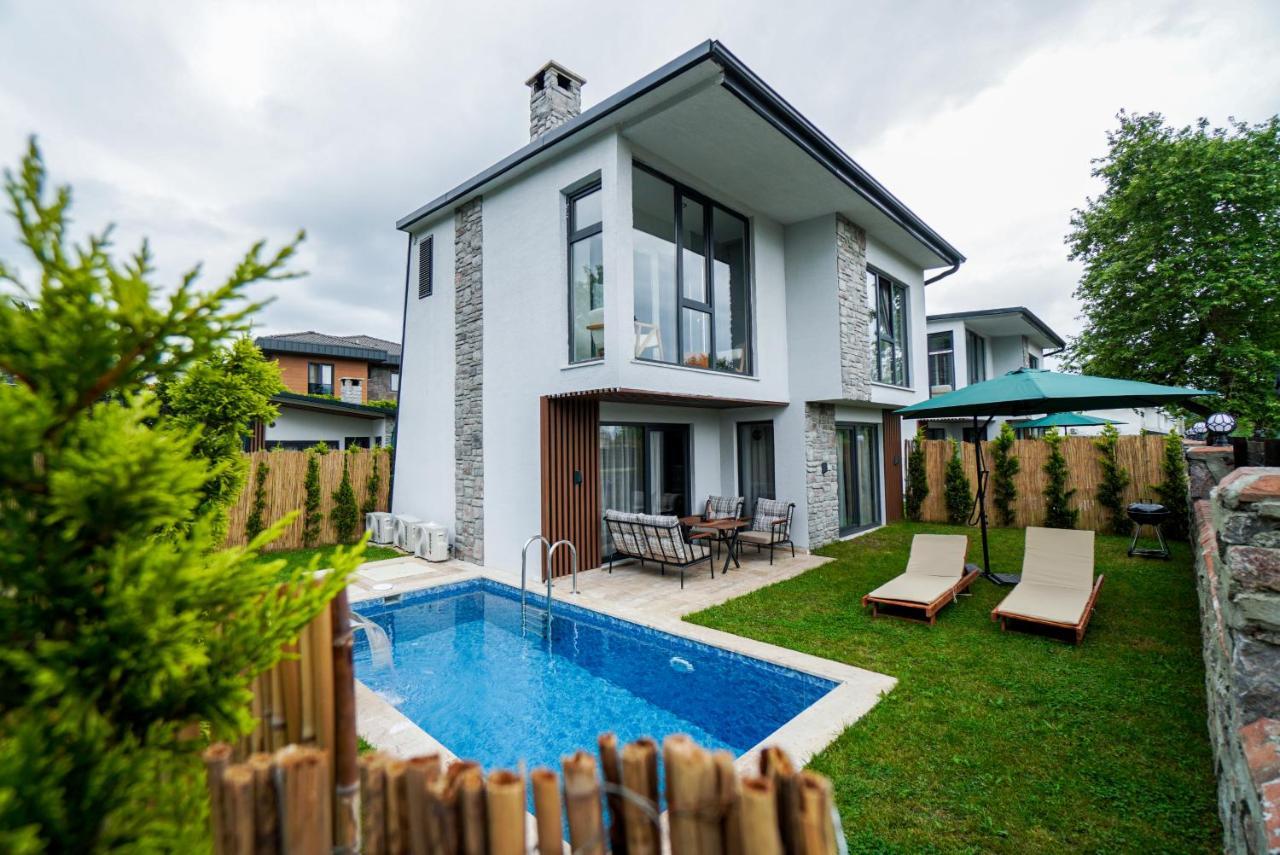 Vital Home Sapanca Isitmali Havuzlu Villa&Bungalov Exterior photo