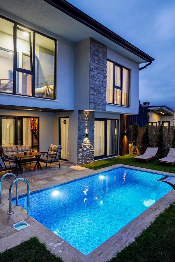 Vital Home Sapanca Isitmali Havuzlu Villa&Bungalov Exterior photo